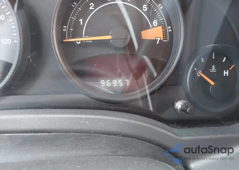 2016 Jeep Compass Sport z USA, uszkodzony, nr VIN 1C4NJCBA3GD525115